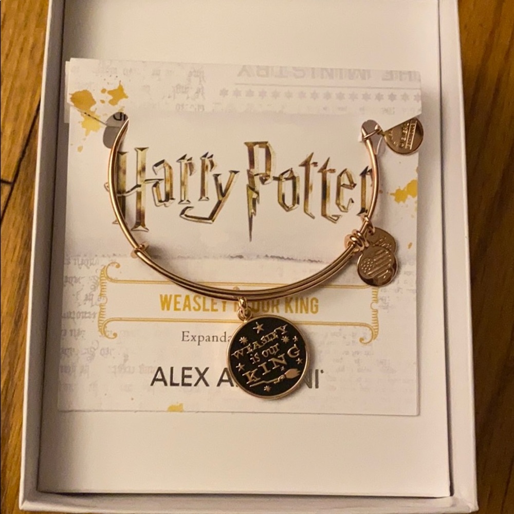 NWT Harry Potter Alex and Ani Bracelet ⚡️